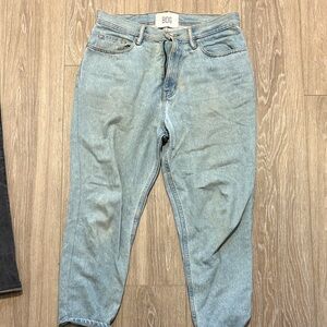 BDG Men's Relaxed Light Denim Jeans